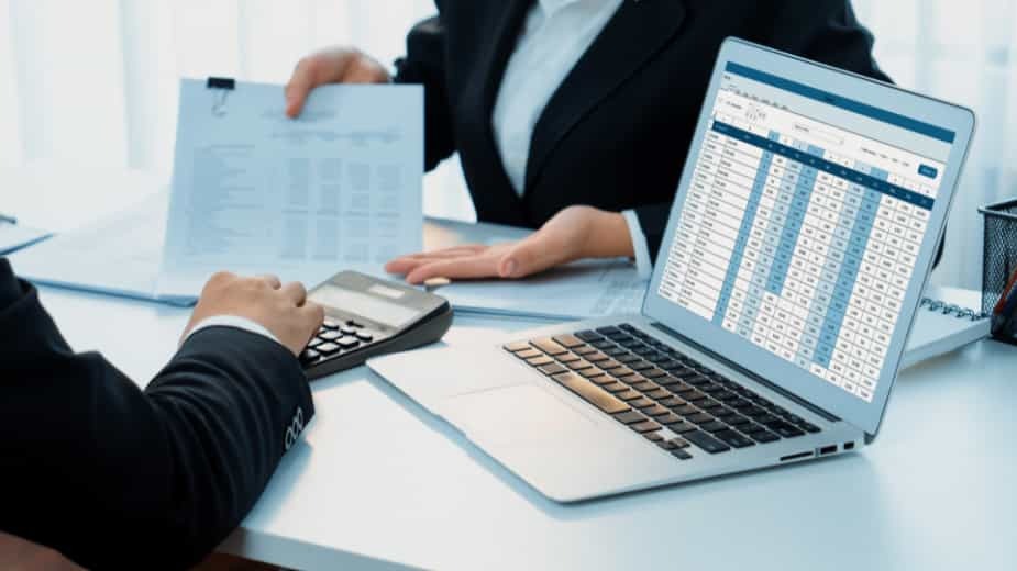 Contract Management Software vs. Spreadsheets: What's the Real Difference?